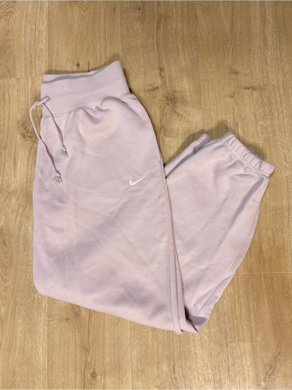 Nike Women’s Dusty Pink Fleece Jogger Sweatpants